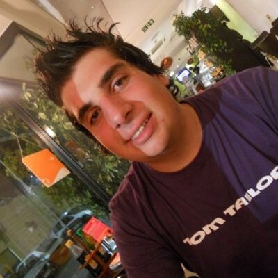 Profile Picture of David Debono (@DavidLikesPie) on Twitter