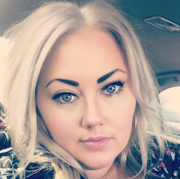 Profile Picture of Alison Romack (@alie1428) on Poshmark