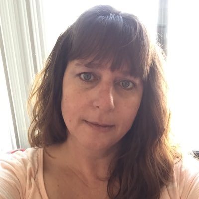 Profile Picture of Cheryl Buchanan (@HopkinsBuchanan) on Twitter