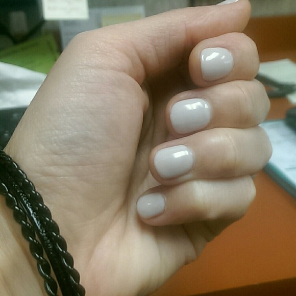 Profile Picture of Lily Lysak (@leeliya) on Poshmark