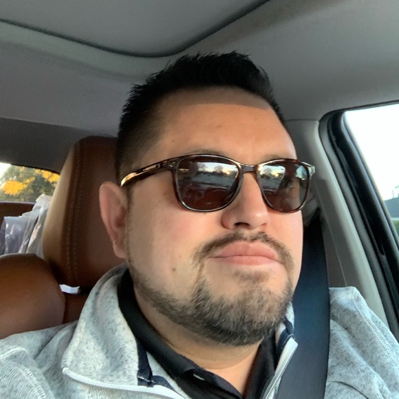 Profile Picture of John Garcia (@kodajag) on Poshmark