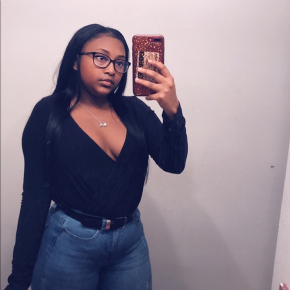 Profile Picture of Kayla Geter (@litkay283) on Poshmark