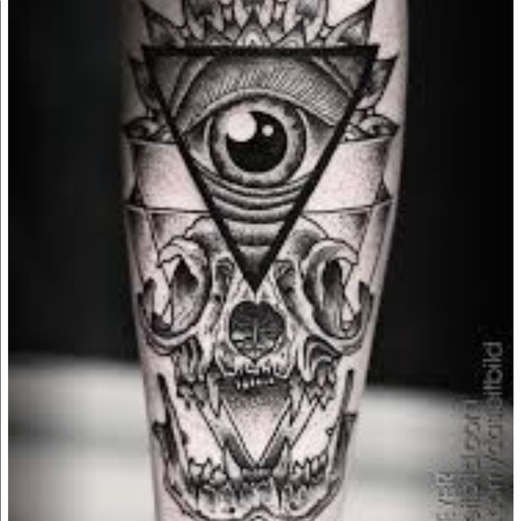 Profile Picture of Tyler Glass (@tglass8896) on Poshmark