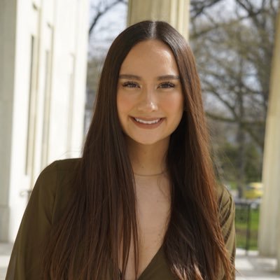 Profile Picture of Mina McGee (@MinaEMcGee) on Twitter