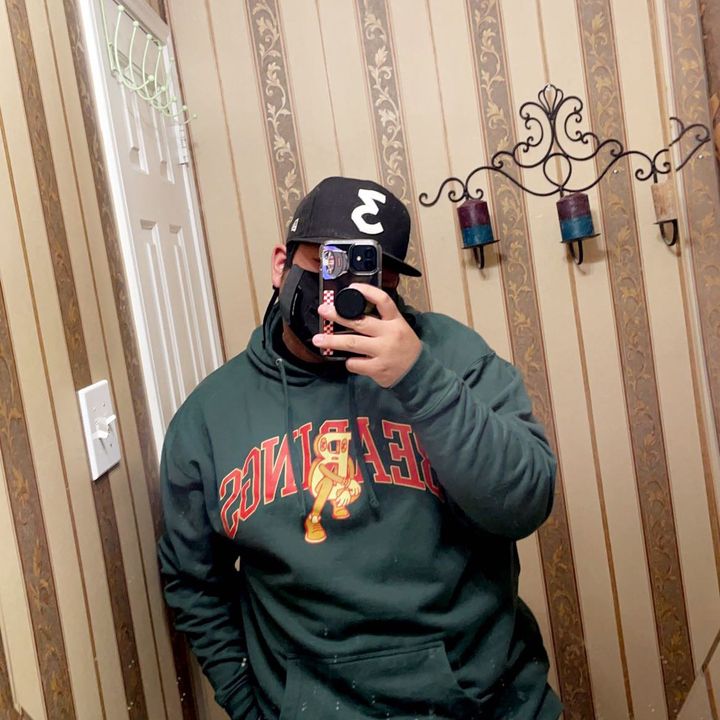 Profile Picture of Peter Vongphachanh (@isthatpeter__) on Tiktok