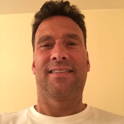 Profile Picture of David Pecora (@AirwayMaster) on Twitter