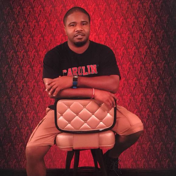 Profile Picture of Jeffrey Dunlap (@dunlap02001) on Poshmark