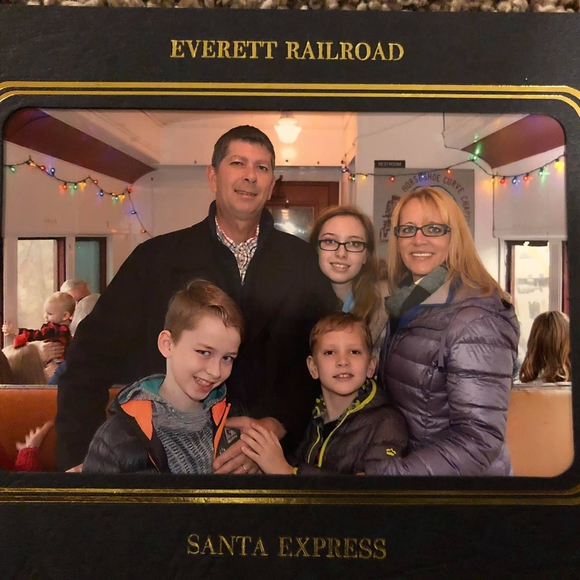 Profile Picture of Jody Hughes mischik (@jodymischik) on Poshmark