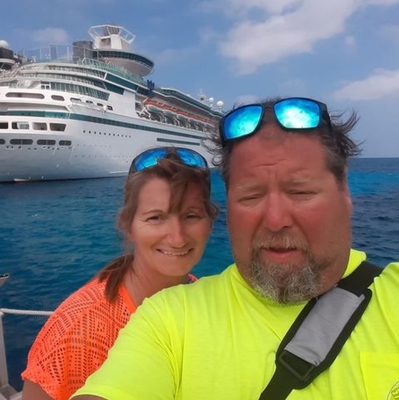 Profile Picture of Shawn n cindy Gibbons (@sweetiemoose) on Poshmark