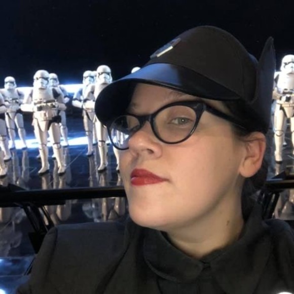 Profile Picture of Sara Filicky (@darknightlnr) on Poshmark