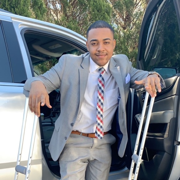 Profile Picture of Miles James (@milesjames10) on Poshmark