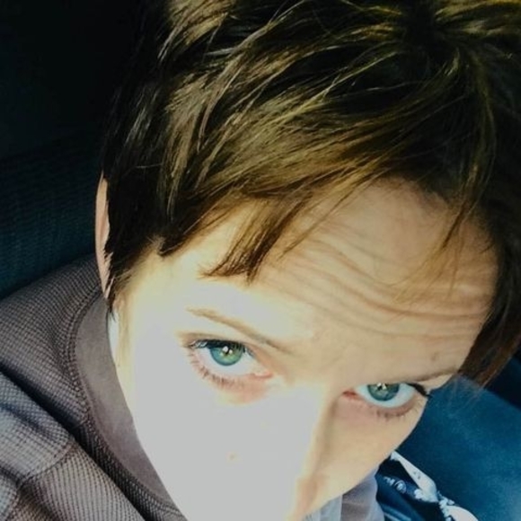 Profile Picture of Sue Rissler (@risslersue) on Poshmark