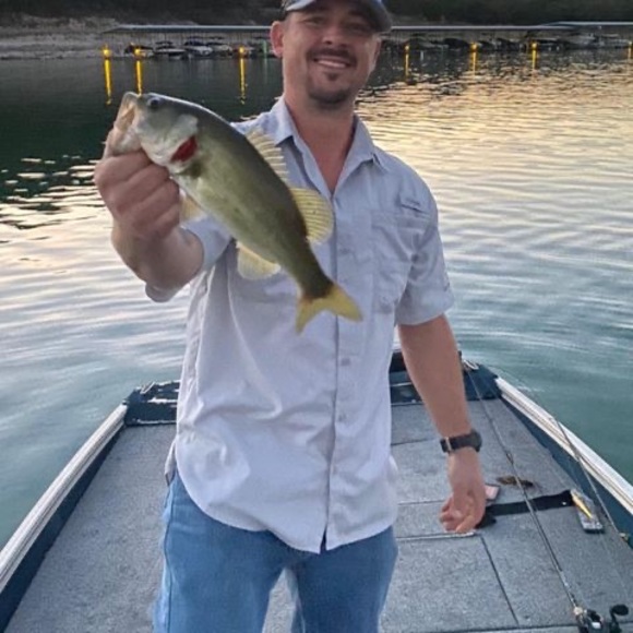Profile Picture of Adam Hemphill (@hemphill39) on Poshmark