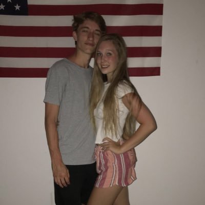 Profile Picture of Brett Daniels (@Brett__daniels) on Twitter