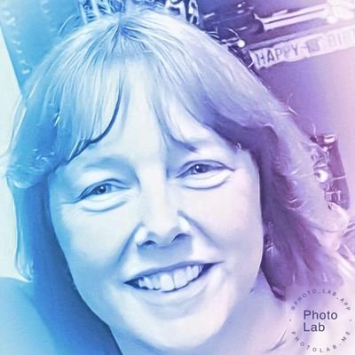 Profile Picture of Lynda Edmunds (@Lynsans) on Twitter