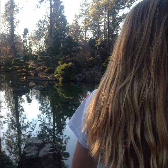 Profile Picture of Kate Hufnagel (@katehufnagel) on Poshmark