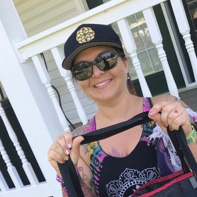 Profile Picture of Caroline Cooley (@mrscooley01) on Twitter