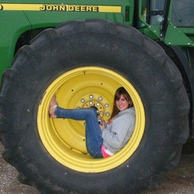 Profile Picture of Julian B (@storeyarmer) on Twitter