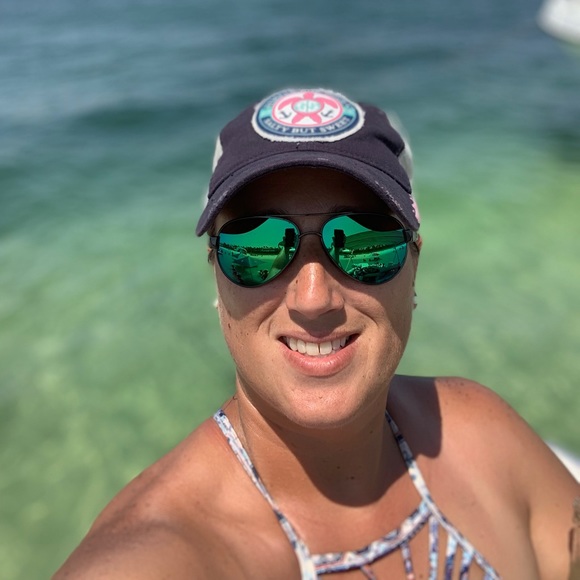 Profile Picture of Tanya Dogoda (@tatermama25) on Poshmark