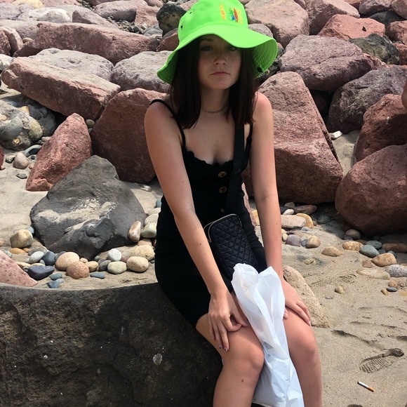 Profile Picture of Jozlyn Amatucci (@jozziebb) on Poshmark