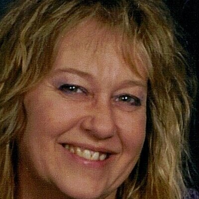 Profile Picture of Dawn Crosby (@dusku52) on Twitter