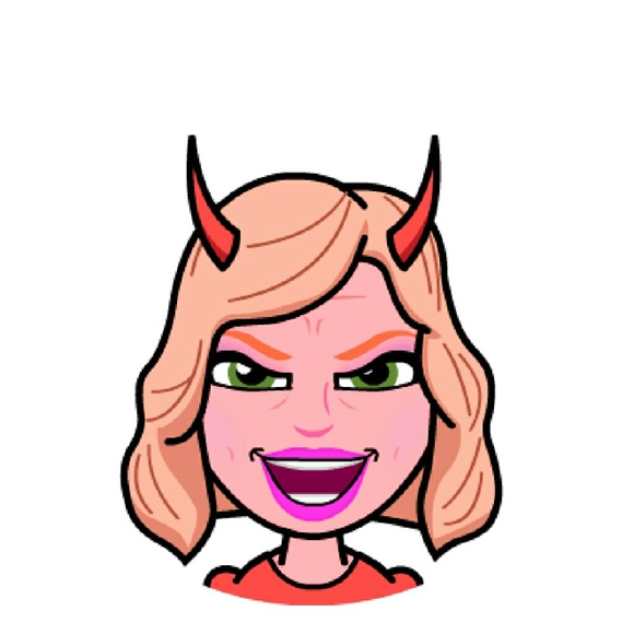 Profile Picture of Christina Grove (@mommagrove) on Poshmark