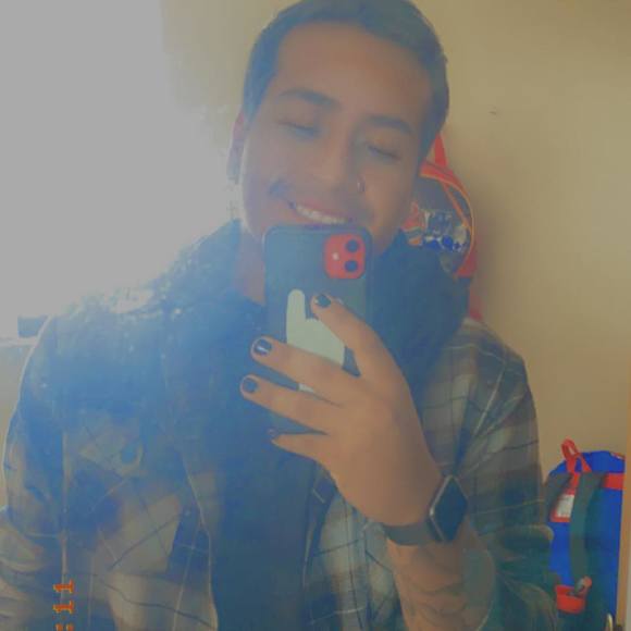 Profile Picture of Javier Barrales (@javierbrrls7) on Poshmark