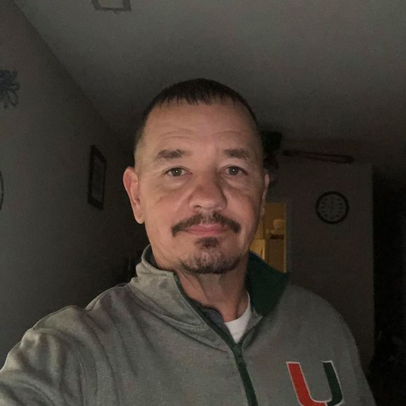 Profile Picture of Paul Spaulding (@paulspaulding) on Poshmark