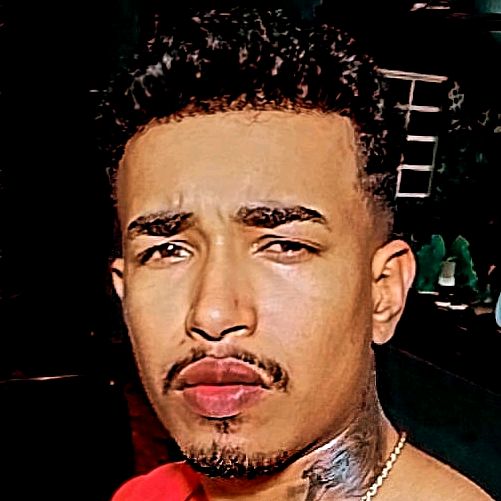 Profile Picture of ⠀Chris Silva (@chriis_silvaa) on Tiktok