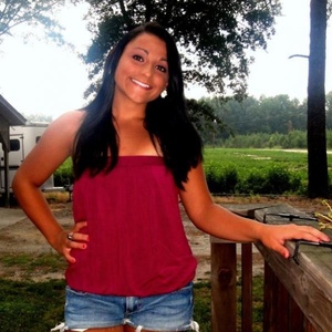 Profile Picture of Laura-anne Henderson (@comogirl8) on Myspace