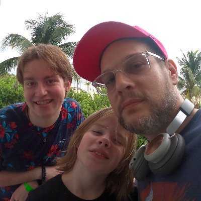 Profile Picture of Scottlichty (@bligotblam) on Twitter