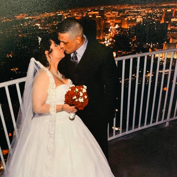 Profile Picture of Steve Serrano (@sserrano323) on Poshmark