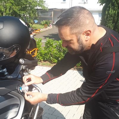 Profile Picture of Michael Zacher (@MichaelZacher2) on Twitter