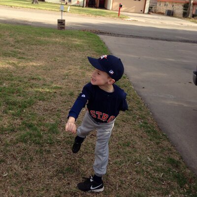 Profile Picture of Julie Edmiston (@JulieEd1974) on Twitter