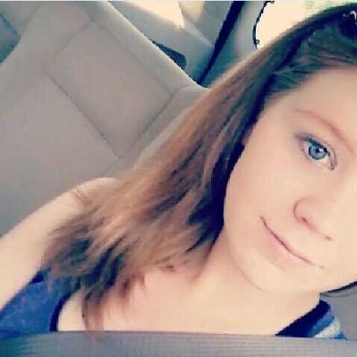 Profile Picture of Danielle Tritt (@dizzy_rose123) on Twitter