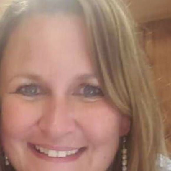 Profile Picture of Rhonda Crook-davenport (@rdavenport72) on Poshmark