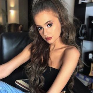 Profile Picture of Alexandra Dufour (@alexandraDufou7) on Twitter