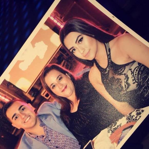 Profile Picture of Ivan Silva (@ivansilvafender) on Poshmark