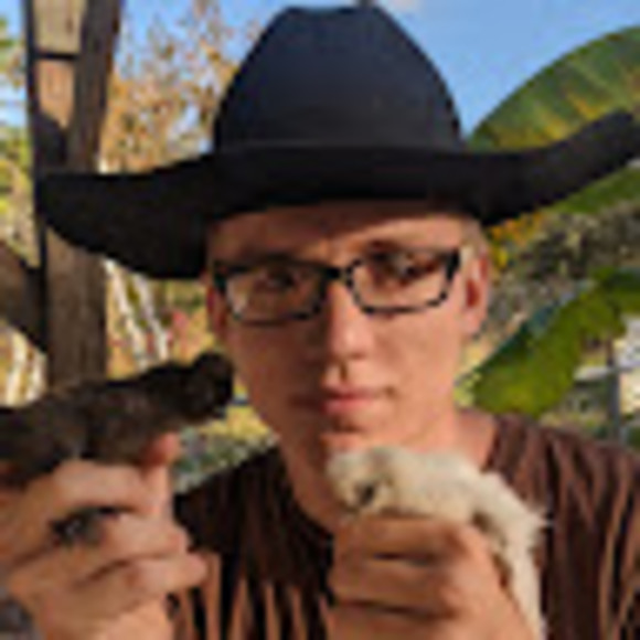 Profile Picture of Robert Karas (@rowow) on Poshmark