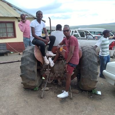 Profile Picture of CALVAN THUSIE (@CThusie) on Twitter