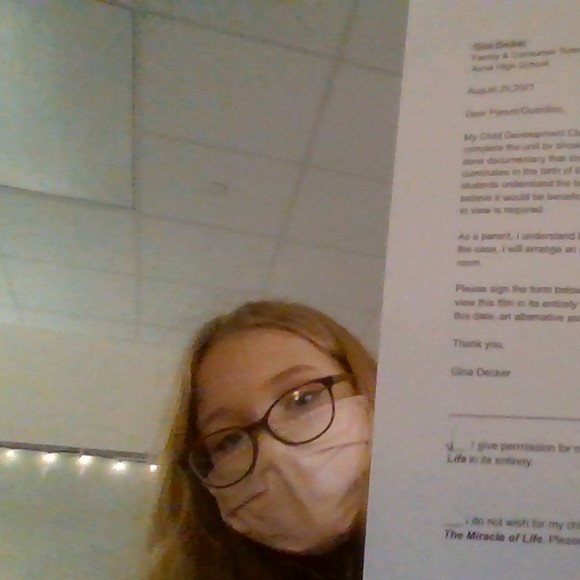 Profile Picture of Eva Kimpotts (@evakimpotts) on Poshmark