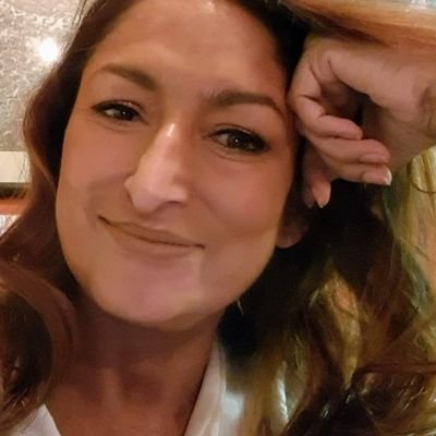 Profile Picture of Minoo Verdi (@MinV) on Twitter