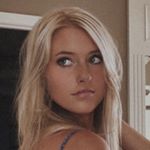 Profile Picture of Anna Webb (@adrianna.webb) on Instagram
