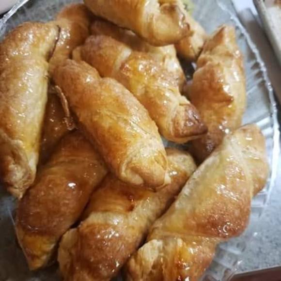 Profile Picture of Sabor Criollo (@saborcriollo) on Poshmark