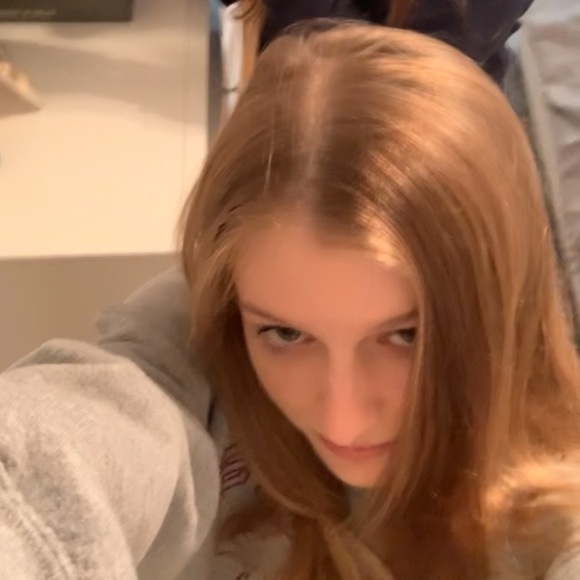 Profile Picture of Ruby Faust (@rubyfaust) on Poshmark