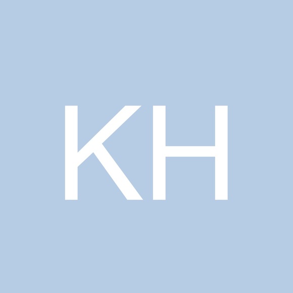 Profile Picture of Kayla Haskell (@kayla_haskell77) on Poshmark
