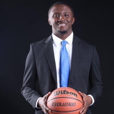 Profile Picture of Coach E (@TeamEGreen) on Twitter