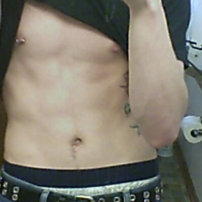 Profile Picture of Jerry Vinson (@babyboy42) on Twitter