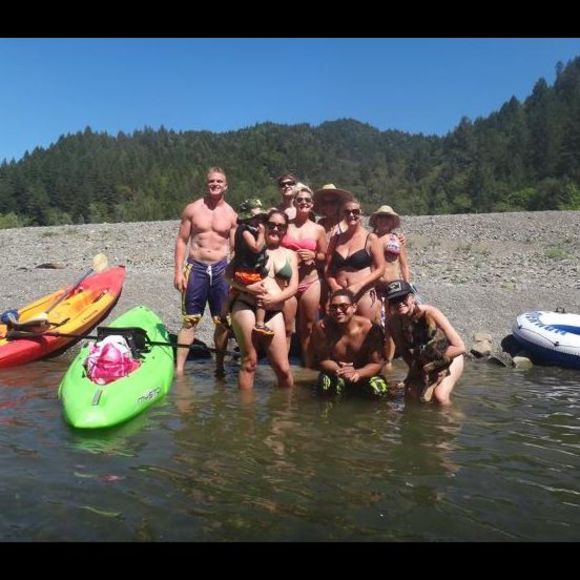 Profile Picture of Bradley Bowers (@b_bowers89) on Poshmark