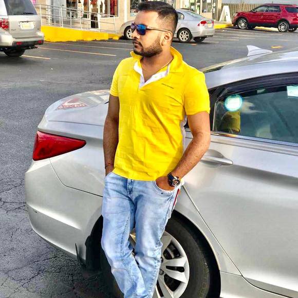 Profile Picture of Makarand Mhatre (@makarandmhatre) on Poshmark